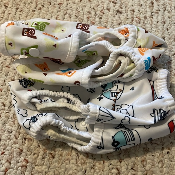 4 Thirsties reusable diaper covers - size 1 (0-9 months, 6-18 lbs) - Picture 8 of 14
